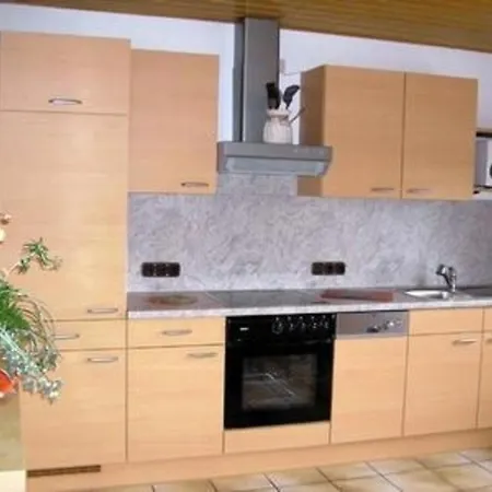 Eifelferienhaus Thome In Der Vulkaneifel Lissendorf